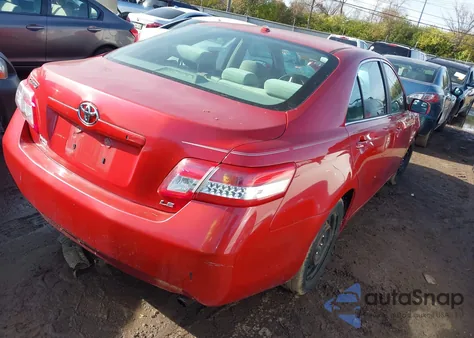 2011 Toyota Camry Le z USA, uszkodzony, nr VIN 4T4BF3EK4BR112977